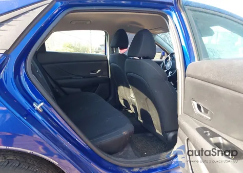 2021 Hyundai Elantra Sel z USA, uszkodzony, nr VIN 5NPLM4AG3MH048086